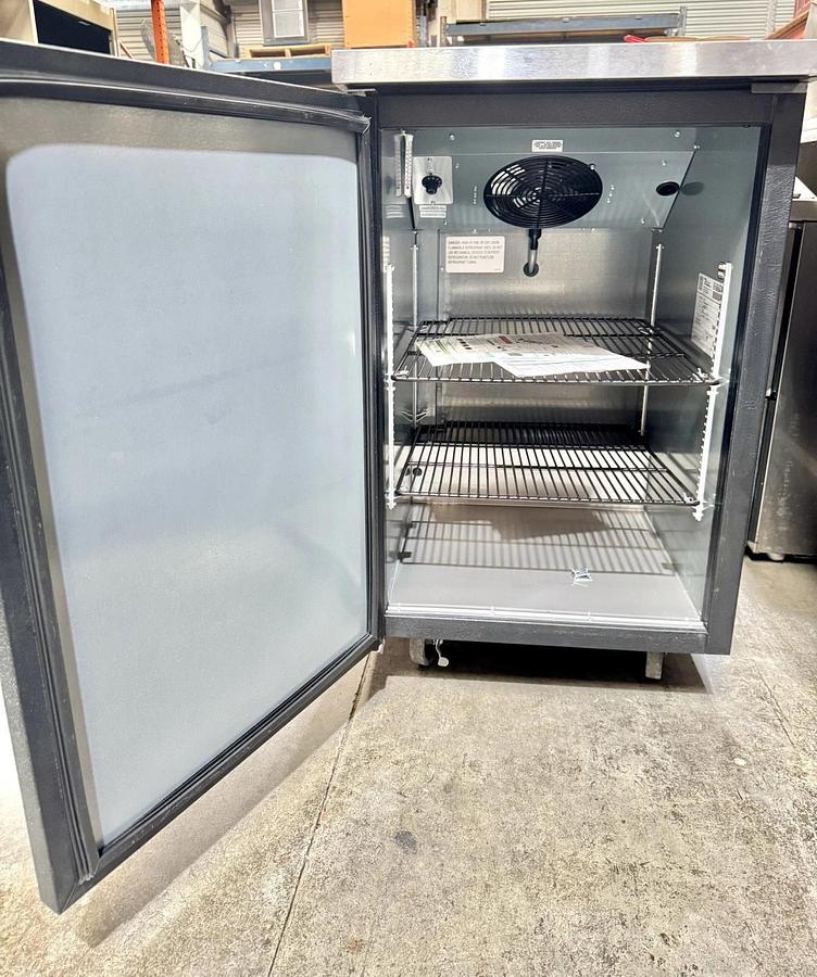 True TBB-1-HC 24" One-Door Black Powder Coated Back Bar Cooler