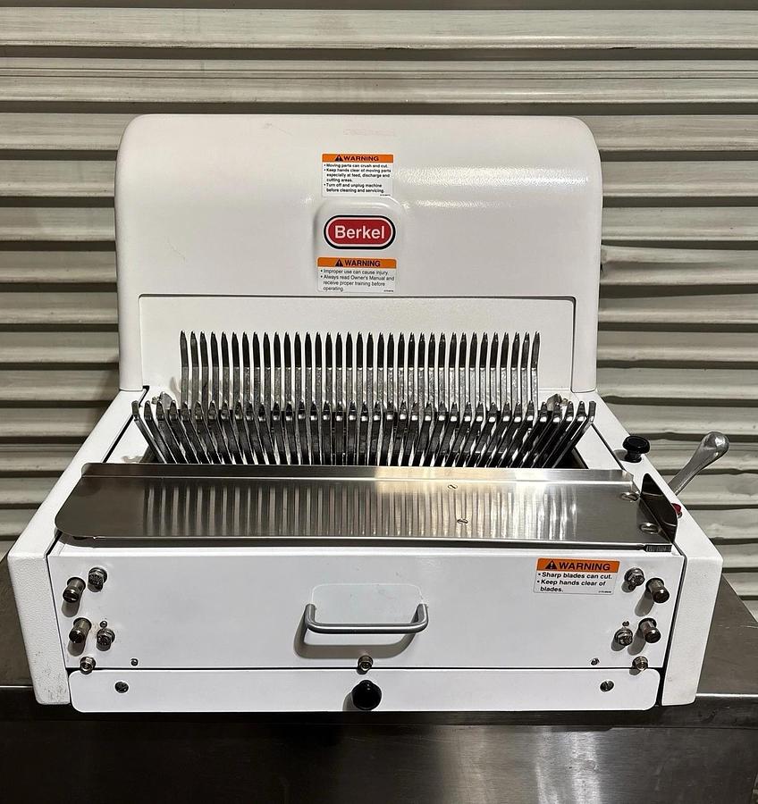 Used NEW Berkel MB7/16 Bread Slicer, 7/16" Slice Thickness