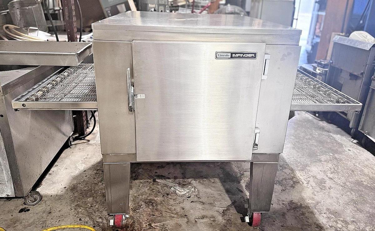 Used Lincoln Impinger 1450 Single Deck Gas Fired Conveyor Pizza Oven 78"
