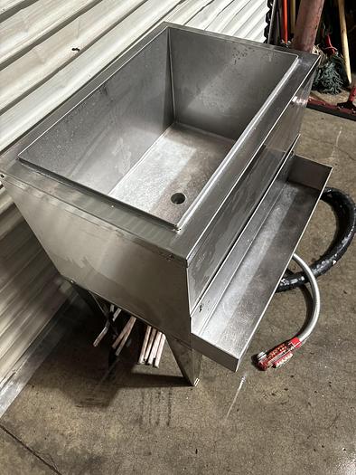 Used Ice Chest, 15" x 22", w/8 Circuit, Post-Mix Cold Plate, Soda Gun, and Speed Rail