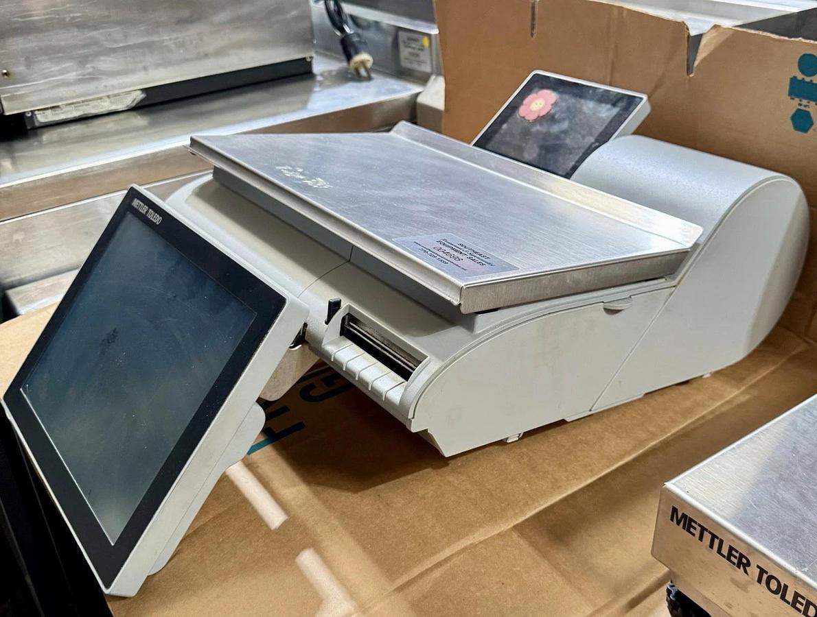Used Mettler Toledo UCCW Smart Touch Counter Deli Scale with Printer