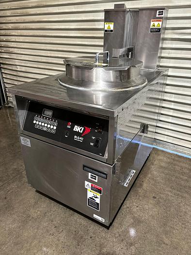 Used BKI BLG-FC 75 Lb. Gas Fryer with Basket Lift and Filtration