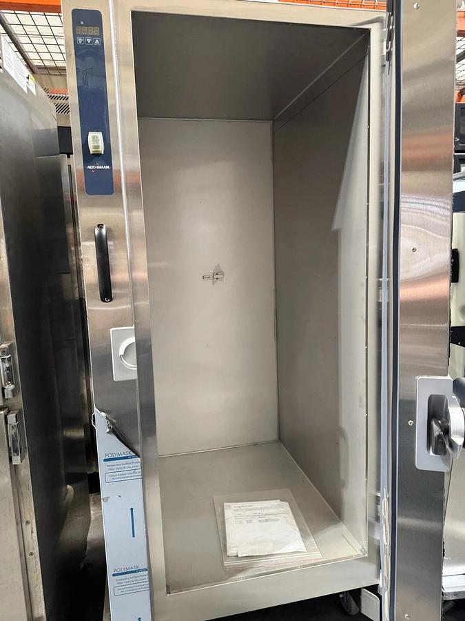 Alto-Shaam 20-20MW CombiMate Heated Roll-In Holding Cabinet - 208/240V, 1 Phase