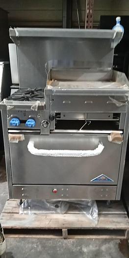 Used NEW* Comstock-Castle 36" Range, 2 Burners, 24" Griddle, Cheese Melter, and Oven
