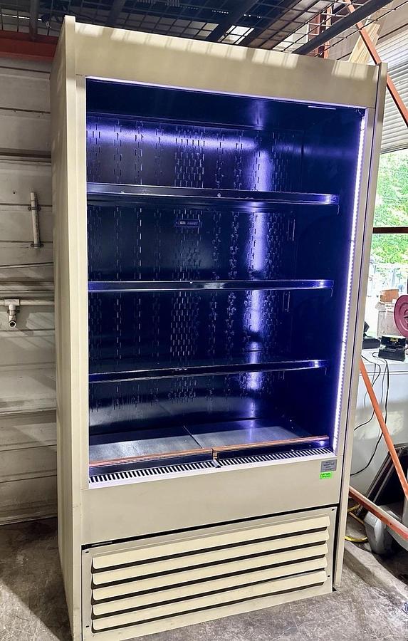 Used Structural Concepts B427WN 44 3/4" Allure® Vertical Open Air Cooler w/ (4) Level