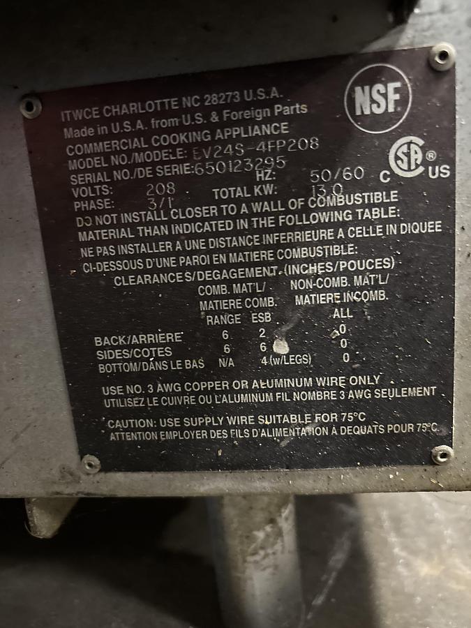 Used Vulcan 24" 4 Sealed Burner Electric Range w/ Oven, 208v/3ph, EV24-S-4FP