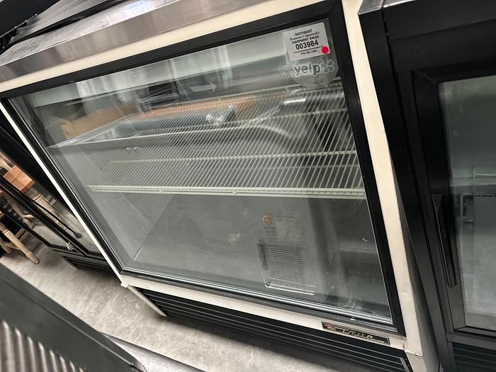 Used TRUE TSID-48-2 Meat/Deli Gravity Display Case