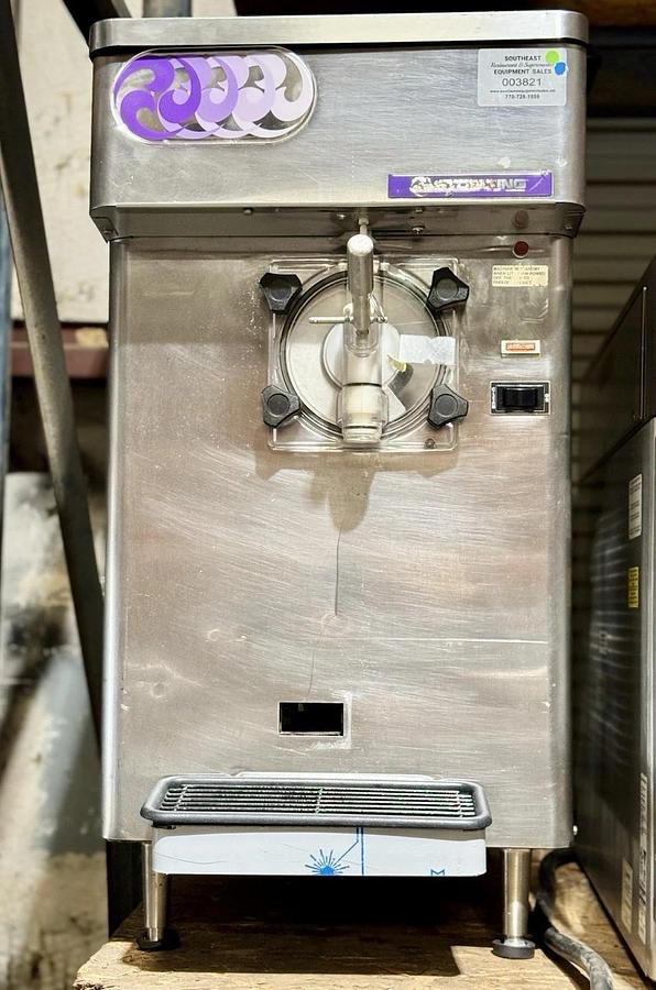Used Stoelting F112 Frozen Beverage, Shake, Slush, Margarita Machine. 208/240V, 1PH