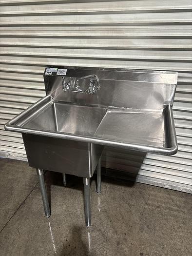 Used MRSA-1-R — 18″ One Compartment Sink with Right Drain Board