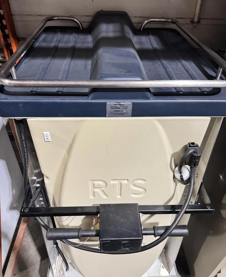 Used Burlodge RTS Hot & Cold Twin Temperature, Cook-Serve Meal Delivery Trolley, 1PH