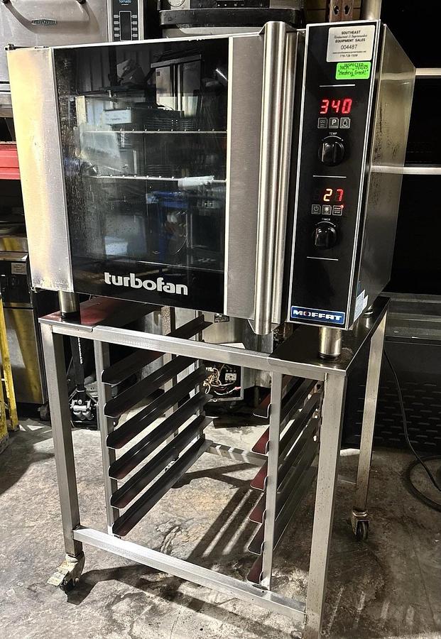 Used Moffat Turbofan E31D4 Electric Convection Oven with SK2731U Stand, 208V 1Ph