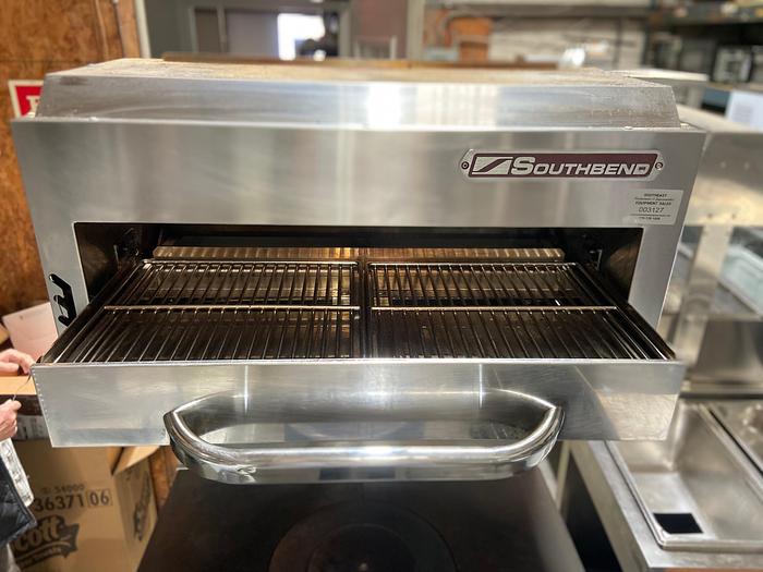 Used Southbend Commercial Range, 36” w/ Graduated Hot Top and Standard Oven – 107,000