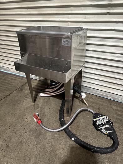 Used Ice Chest, 15" x 22", w/8 Circuit, Post-Mix Cold Plate, Soda Gun, and Speed Rail