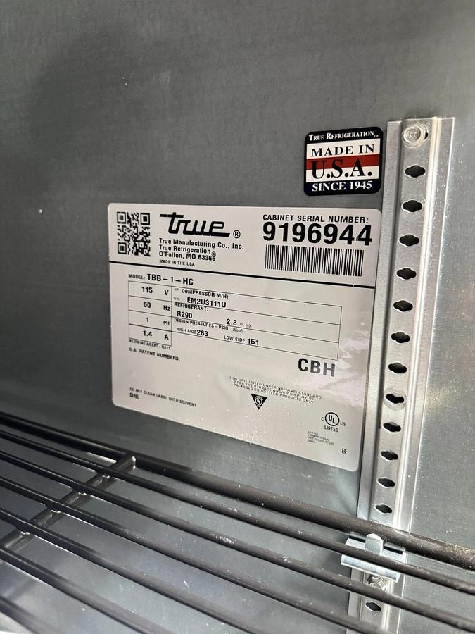 True TBB-1-HC 24" One-Door Black Powder Coated Back Bar Cooler