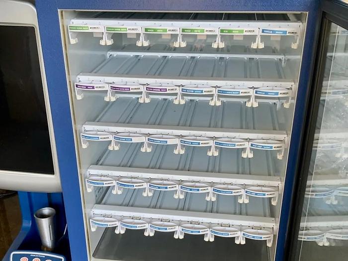 Used F'real FRLB4 Milkshake Blender Bar w/ Machine, Minus Forty Freezer, LED Display