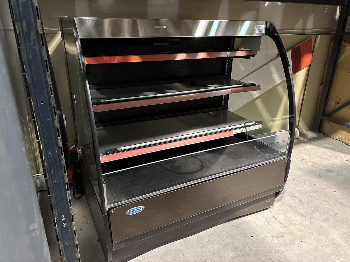 Used Federal Industries SSRPF-5052 50" Self-Serve Refrigerated Display Case