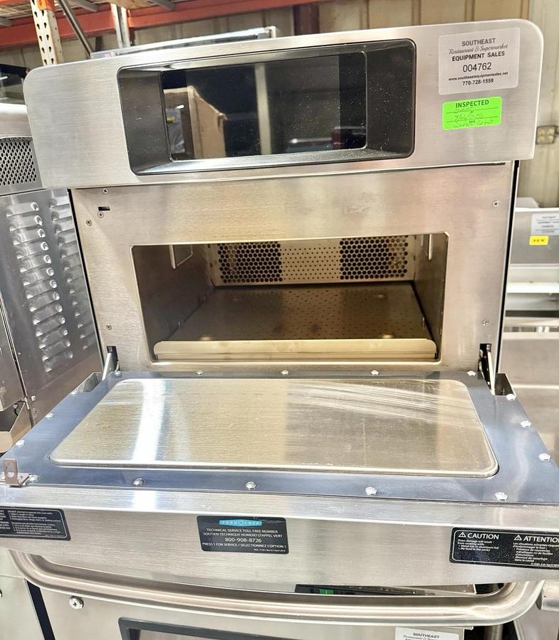 Used 2025 TurboChef Bullet Rapid Cook Ventless Oven, Stores 256 Recipes, 208/240, 1Ph