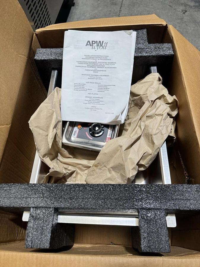 APW Wyott 55356 Hot Food Well with Drain, BM-80CD, Botton Mount, Insulated, 120V