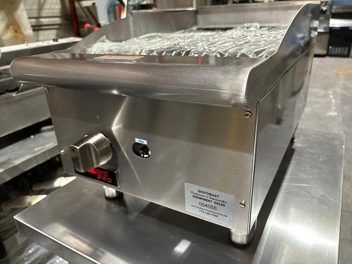 Used Cecilware® Pro GCP15 15" Gas Lava Rock Charbroiler, (1) 40,000 Btu/Hr Burner