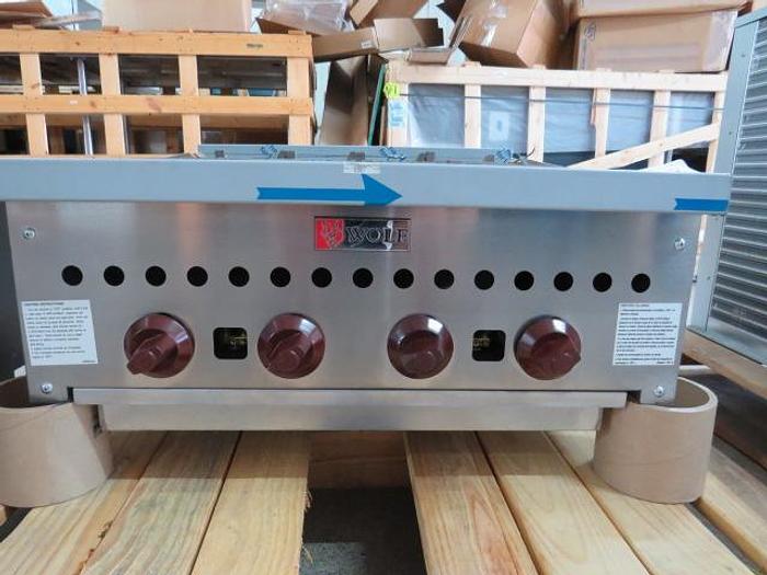 Used New* Wolf Radiant Charbroiler w/ (4) Burners & Cast Iron Grates