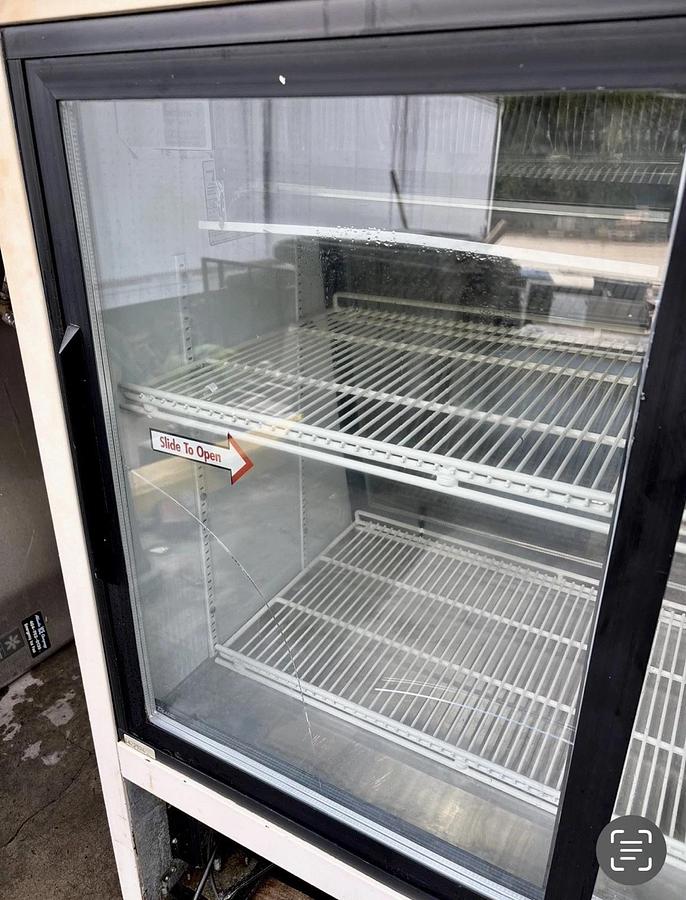 Used TRUE SID-48-2 48" Refrigerated Fresh Meat, Deli, Gravity Coil Display Case