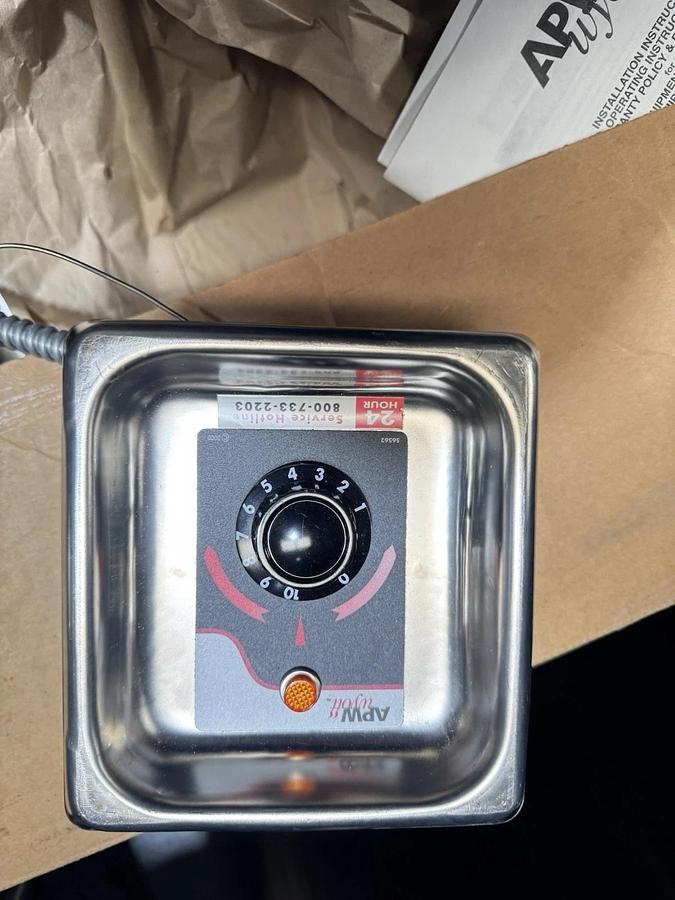 APW Wyott 55356 Hot Food Well with Drain, BM-80CD, Botton Mount, Insulated, 120V