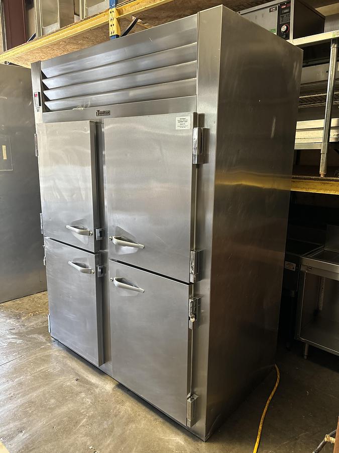 Used Traulsen AHT232WUT-HHS Half Door, Two Section, Reach In Refrigerator