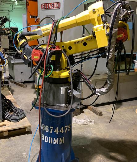 FANUC ARCMATE 120iC/10L 6 AXIS CNC MIG WELDING ROBOT WITH R30iA CONTROLLER