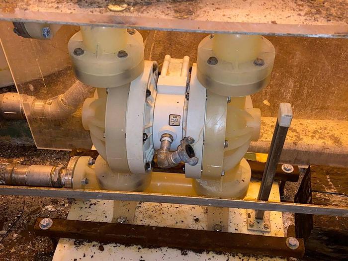 Used WILDEN 0405005-20 POLY DIAPHRAGM PUMP