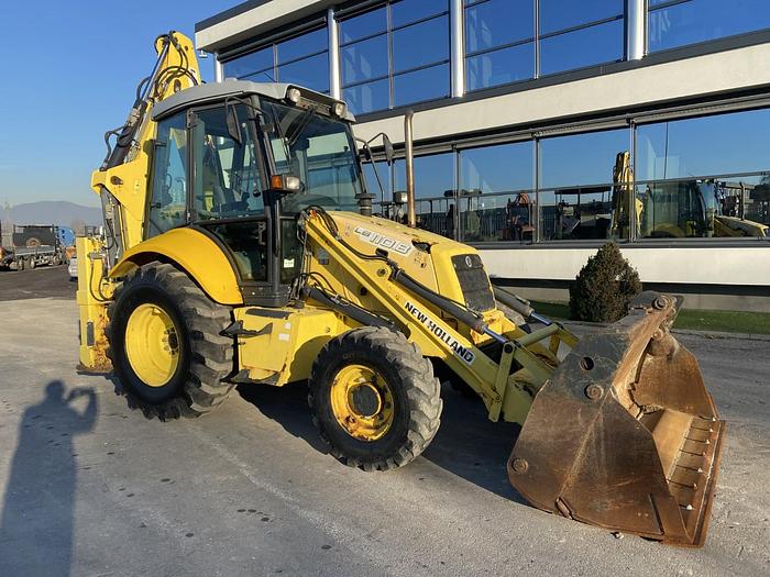 Usato 2006 NEW HOLLAND LB110 B 4PT