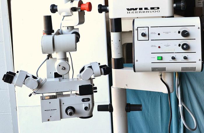 Used Leica Wild M691 MEL48 Surgical Microscope With Dual Binoculars & 200mm Objective