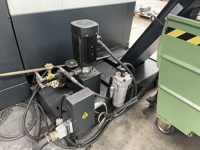 Ottime Centro di Lavoro Verticale MAZAK VTC-800/30SR