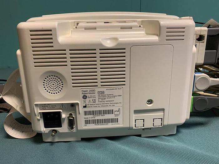 Used GE Dash 2500 Patientenmonitor mit Zubehör