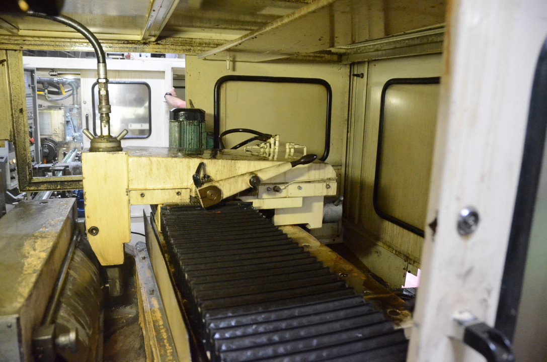 Usado 2000 ESTARTA 327 CNC Rectificadoras sin centros #4434