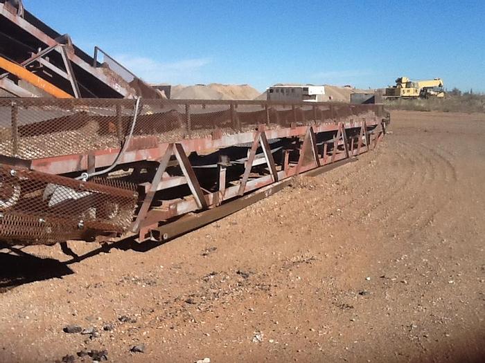 Used 26-PIECE CRUSHING/SCREENING SYSTEM