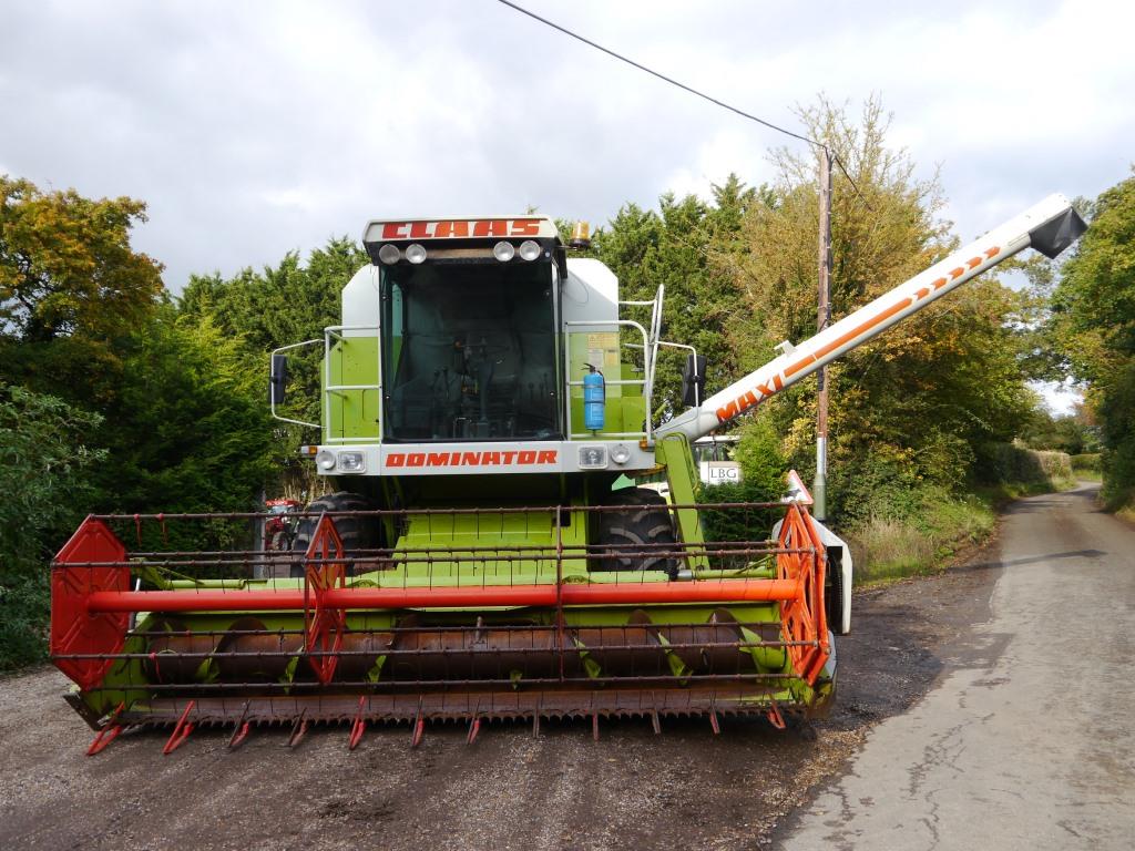 Used Claas Dominator 98 Maxi Combine Harvester