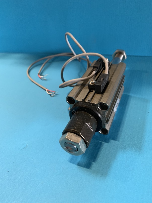 Used SMC Cylinder CDQ2B32-45DM-F79-XC8