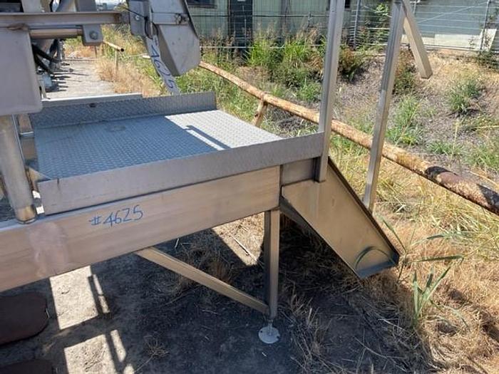 Used Allen Vibratory Sorting Table