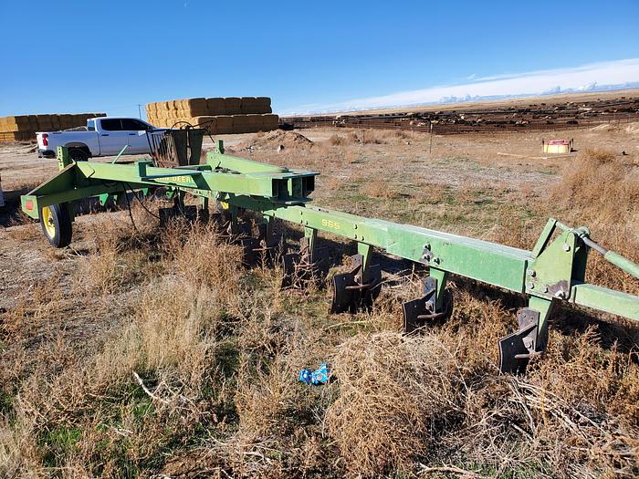 Used John Deere 965 Switch Plow - 8 Bottom
