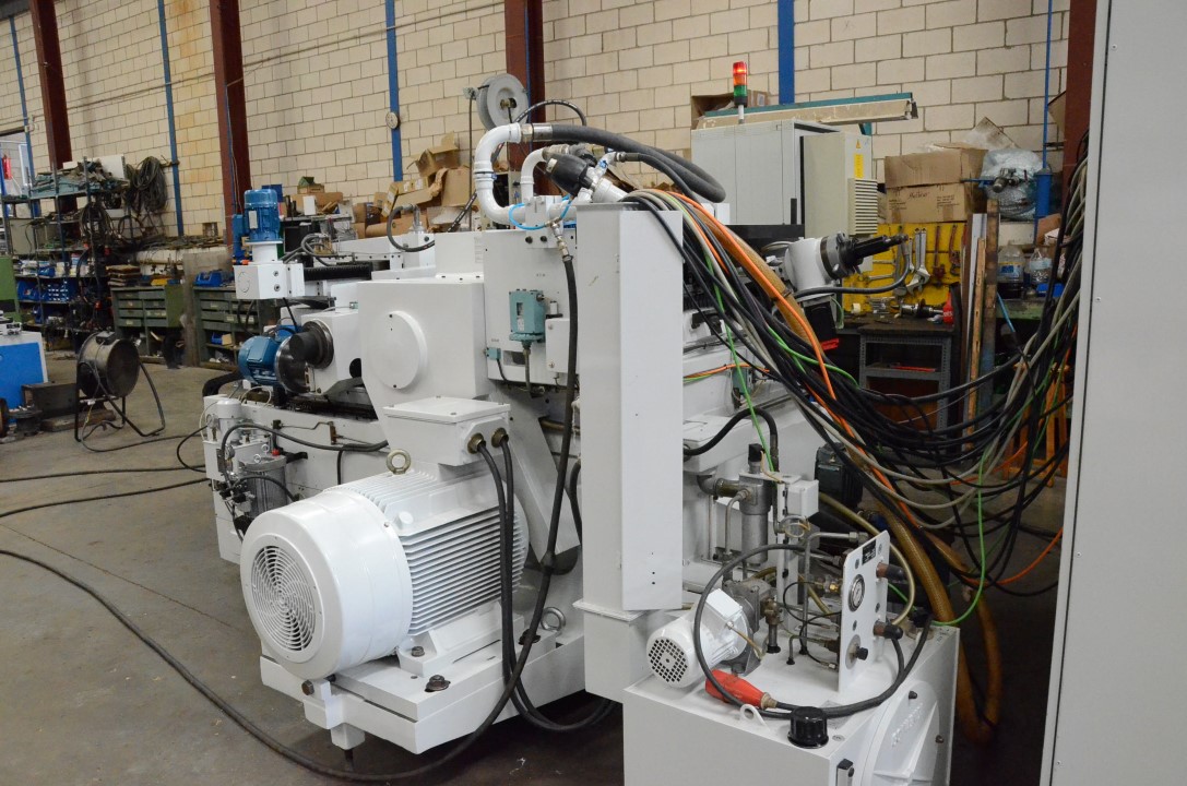 Usado ESTARTA 327 CNC Rectificadoras sin centros #3987