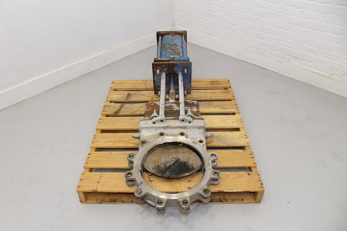 Used True Line 14" Air Operated Knife Gate Valve #44100
