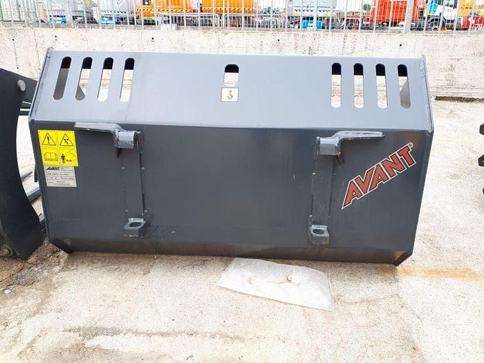 Used Avant 528