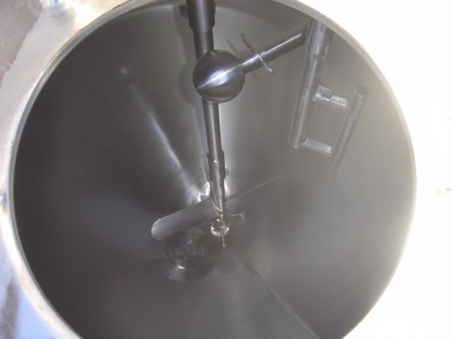 Usado 500 GALLON MIX TANK. CHERRY/BURRELL SERIAL E-293-90-A/NO.FK5