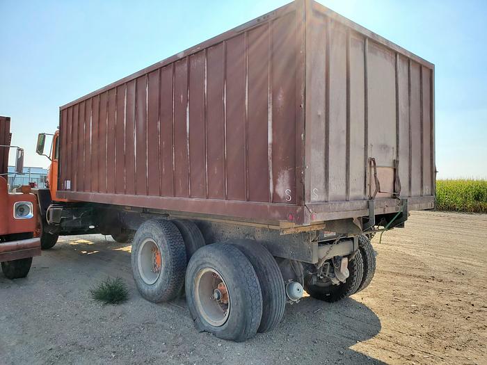 Used International Dump Truck w/ 20' Bed - Diesel