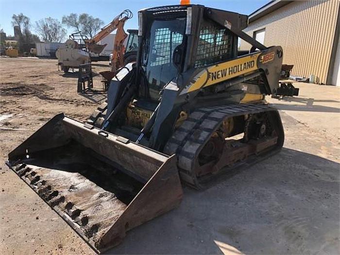 Used 2004 NEW HOLLAND LT185B