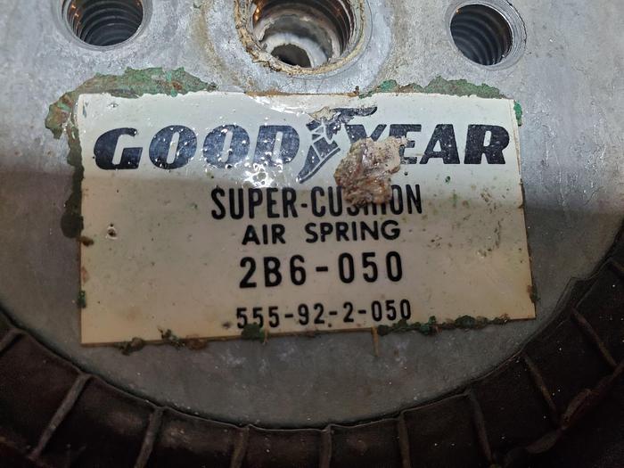 Used (Lot of 11) Good Year 2B6-050 Super Cushion Air Springs (BRD2)