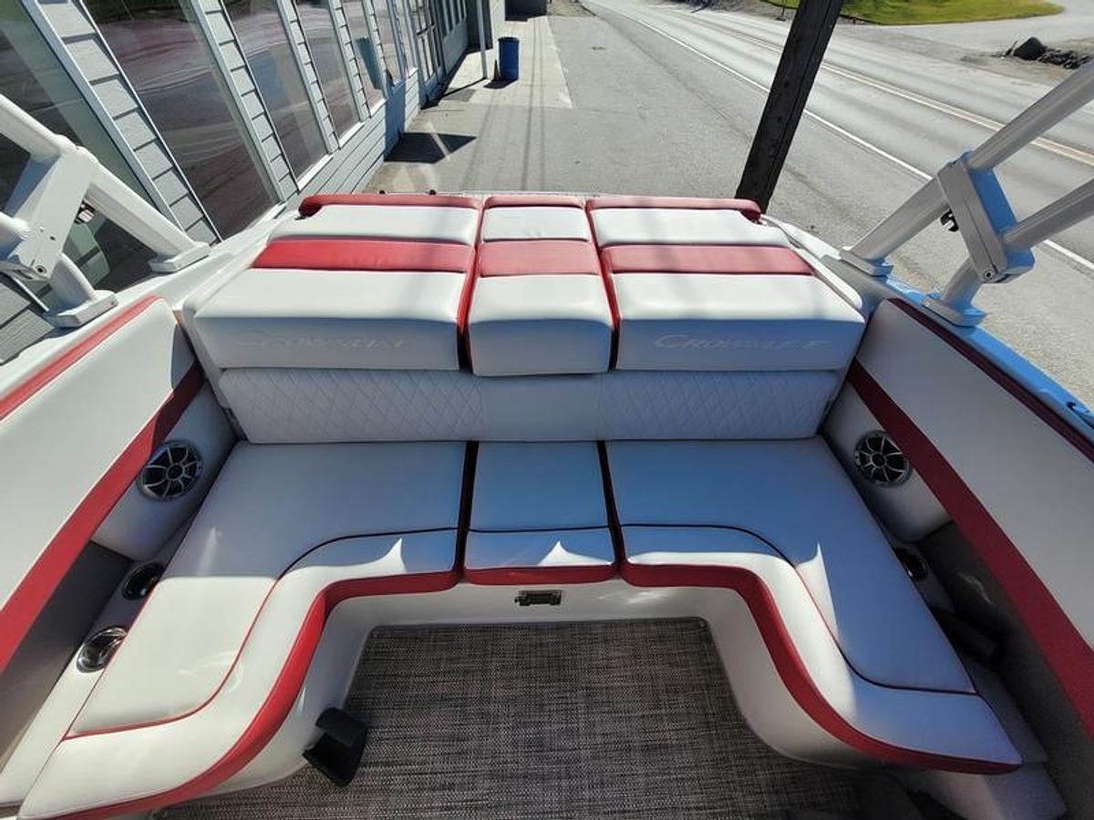 2024 Crownline 220 SS