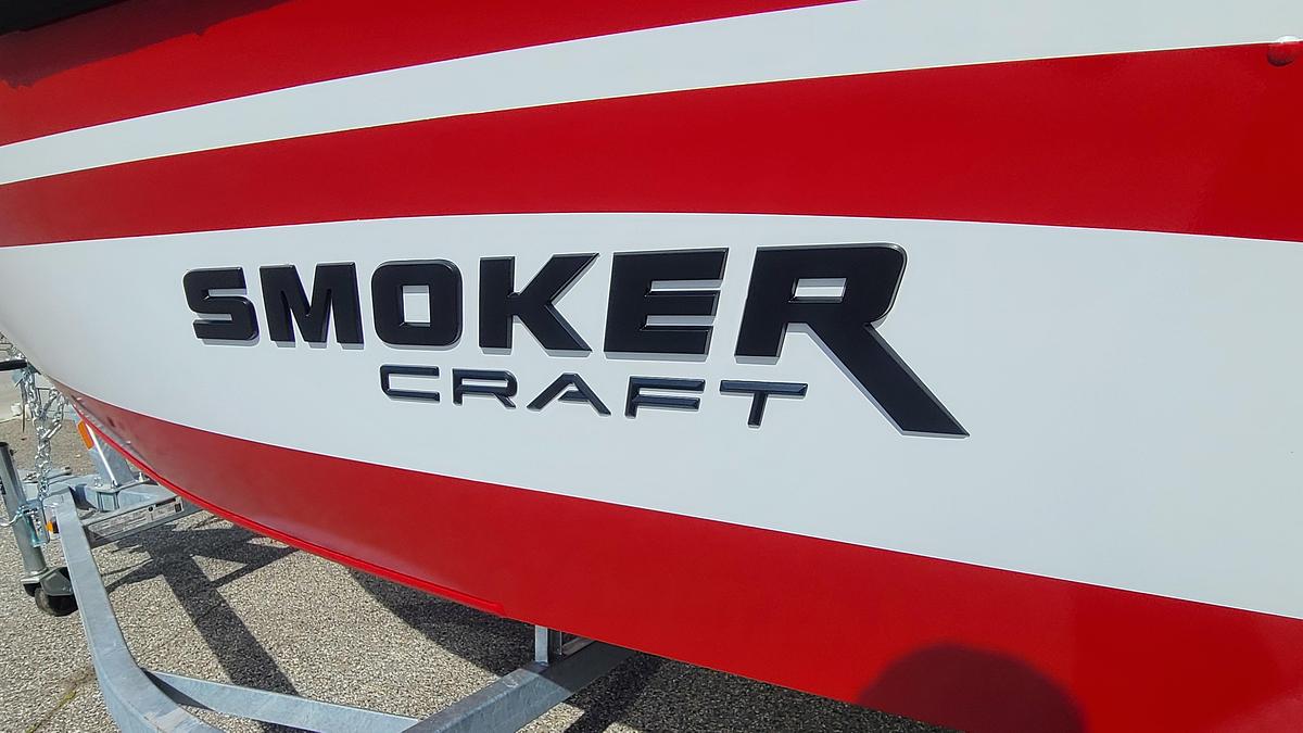 2026 Smoker Craft 162 PRO TRACER