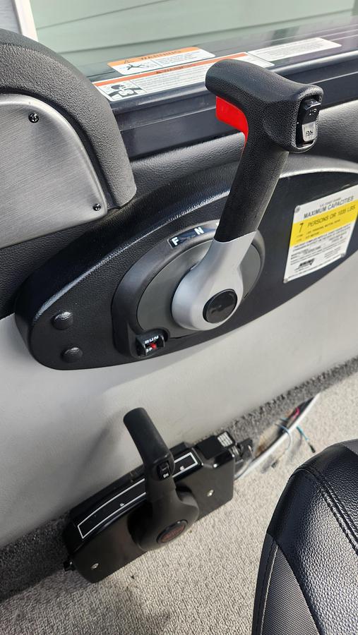 Used 2019 Crestliner 1750 Super Hawk