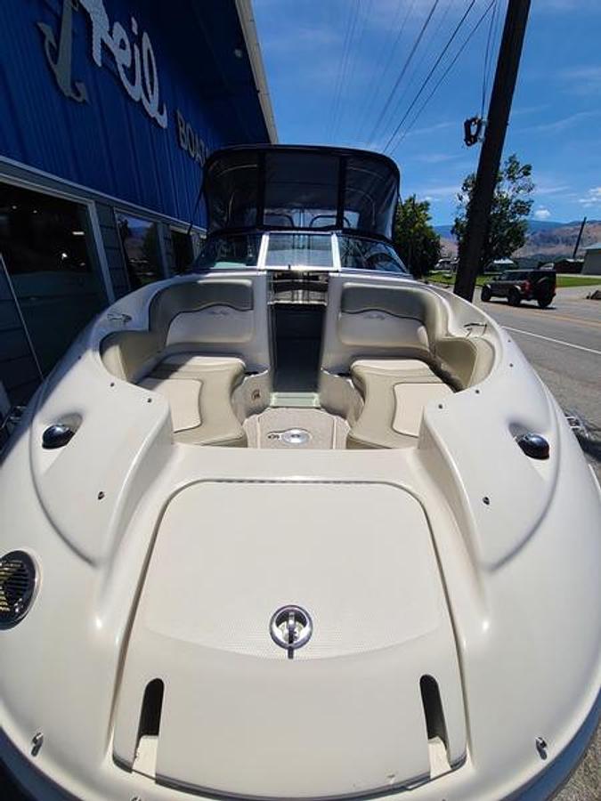 Used 2007 SeaRay 220 SUNDECK